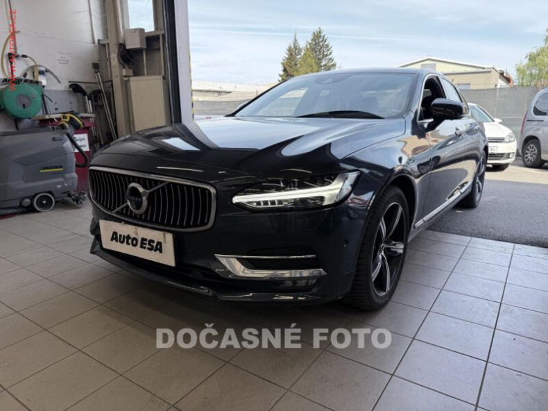 Volvo S90 - hlavní foto