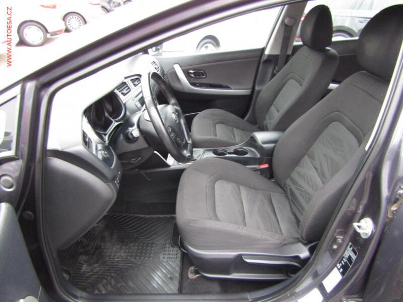 Kia Cee'd - hlavní fotka