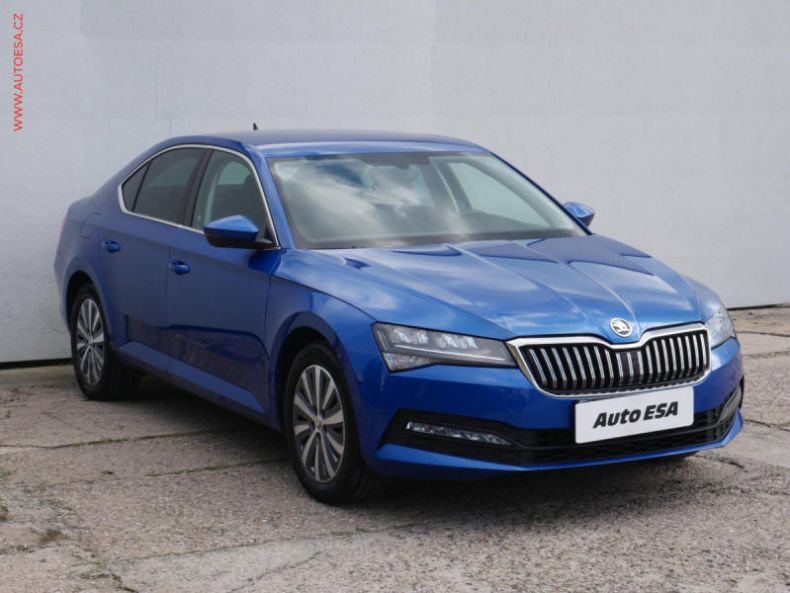 Škoda Superb - hlavní foto