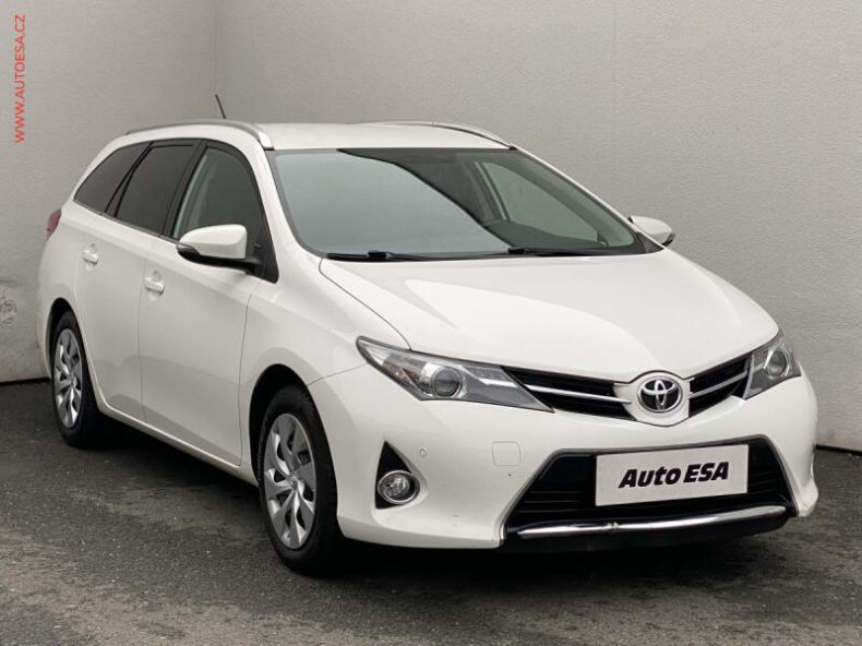 Toyota Auris - hlavní fotka inzerátu