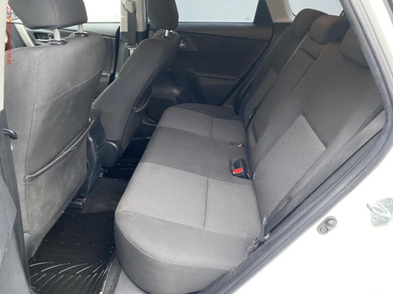 Toyota Auris - hlavní fotka