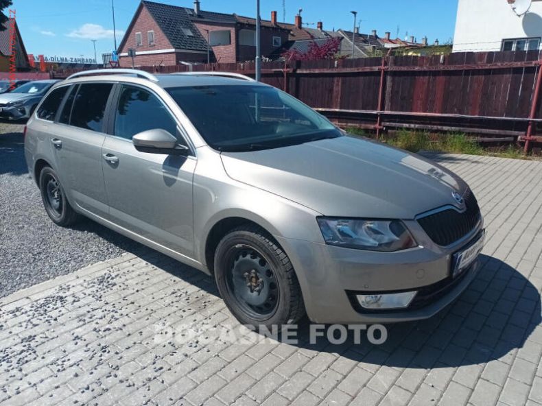 Škoda Octavia - hlavní foto
