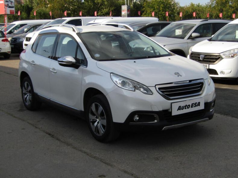 Peugeot 2008 - hlavní foto