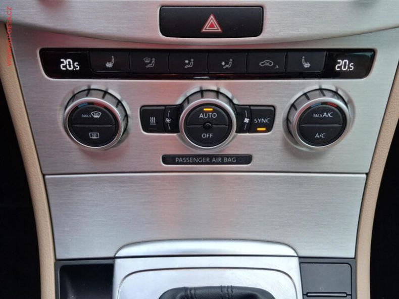 Volkswagen Passat - hlavní fotka