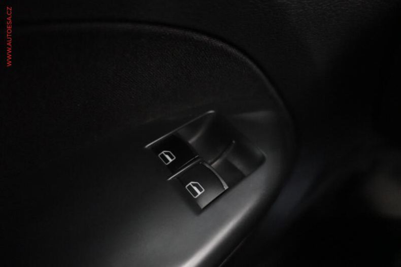 Volkswagen Touran - hlavní fotka