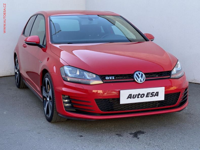 Volkswagen Golf - hlavní foto