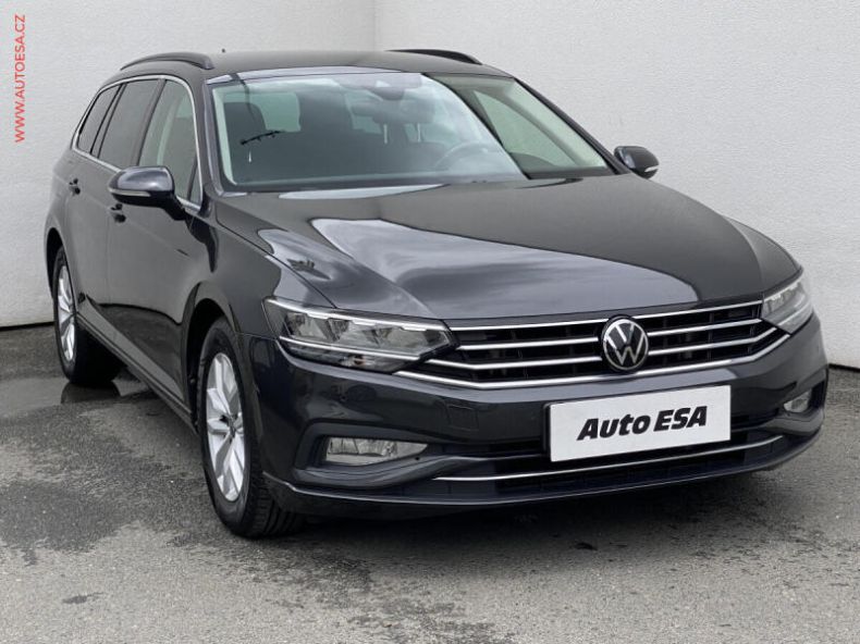 Volkswagen Passat - hlavní fotka inzerátu