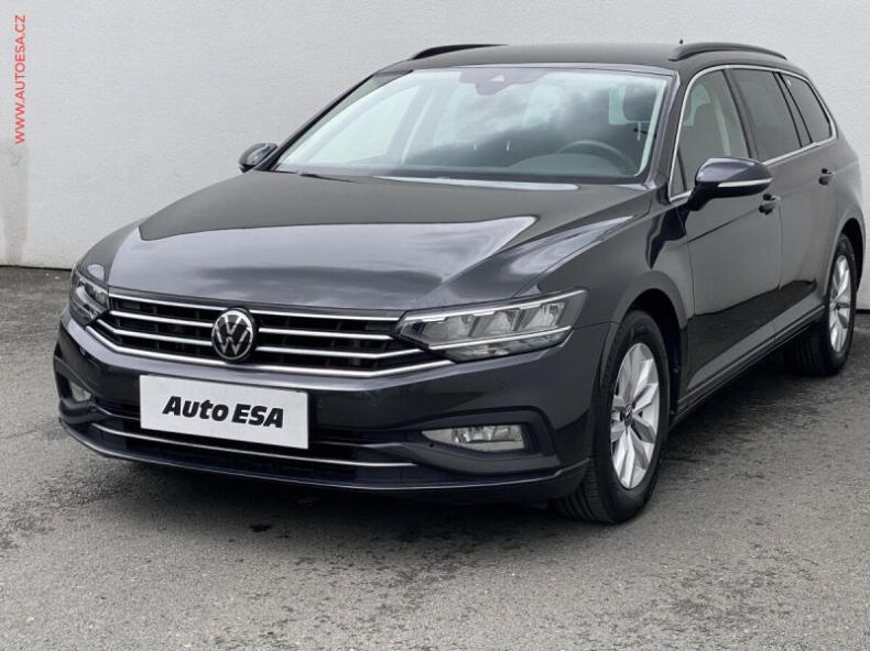 Volkswagen Passat - hlavní fotka