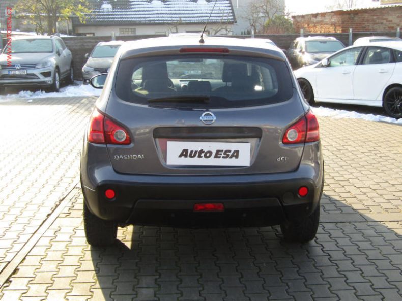 Nissan Qashqai - hlavní fotka