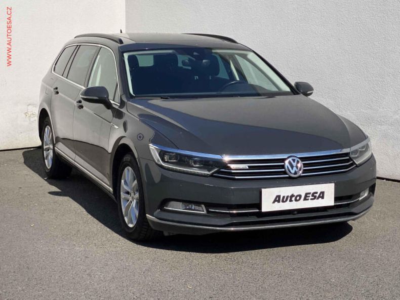 Volkswagen Passat - hlavní fotka inzerátu