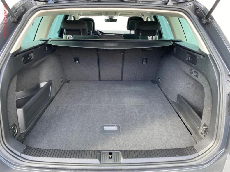 Volkswagen Passat - hlavní fotka