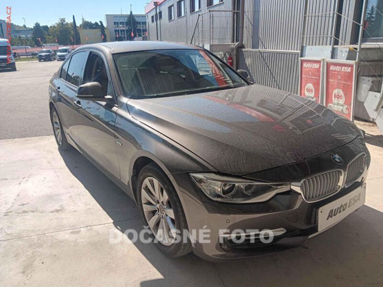 BMW Řada 3 - hlavní foto