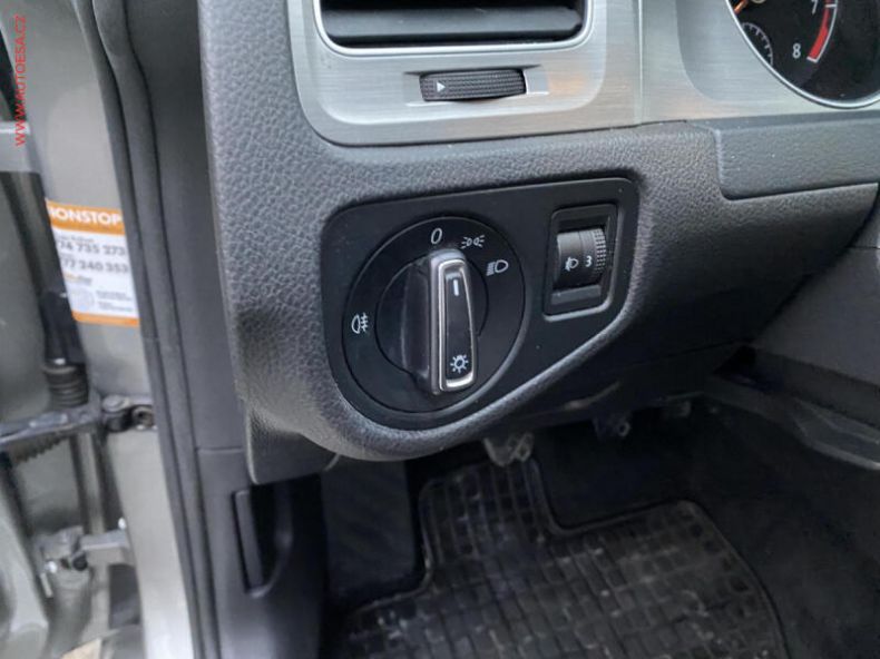 Volkswagen Golf - hlavní fotka