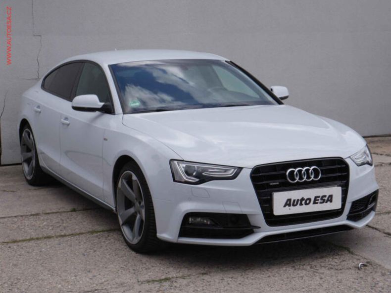 Audi A5 - hlavní foto