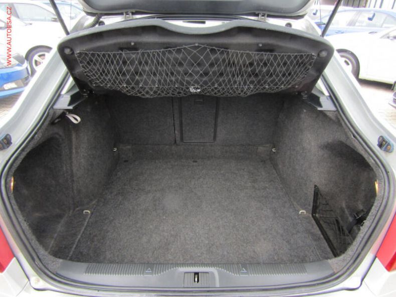 Škoda Octavia - hlavní fotka