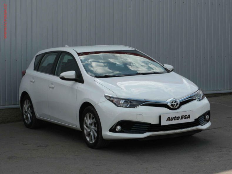 Toyota Auris - hlavní fotka inzerátu