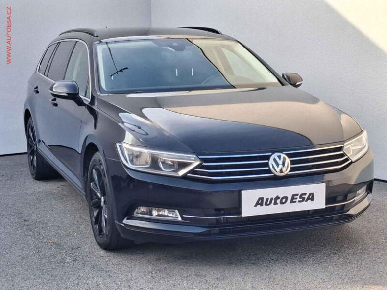 Volkswagen Passat - hlavní fotka inzerátu