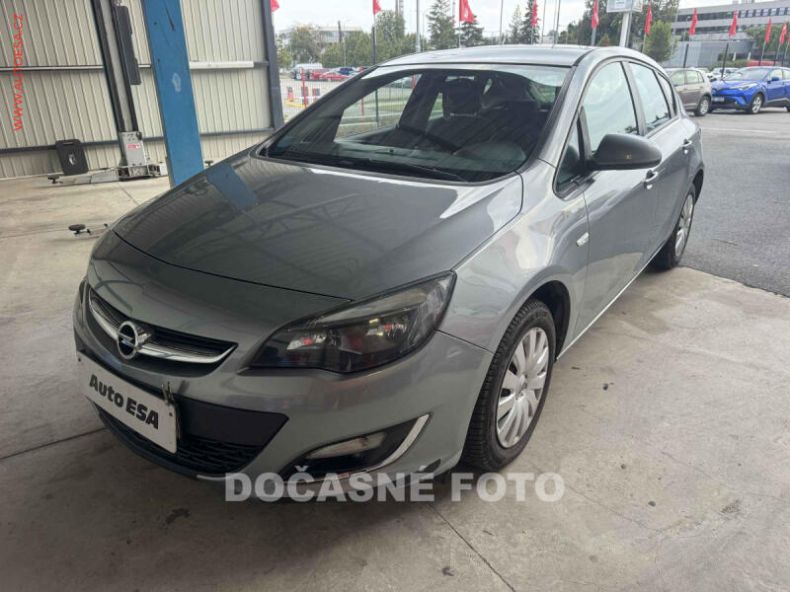 Opel Astra - hlavní fotka inzerátu