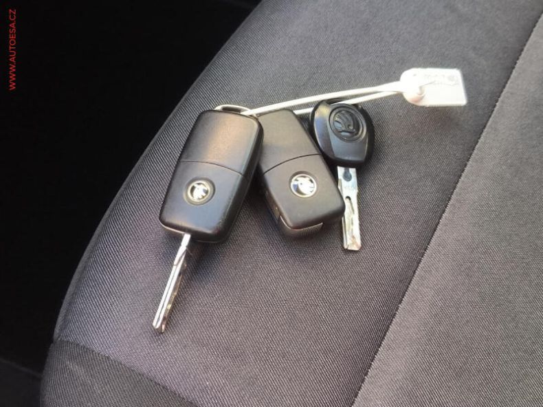 Škoda Rapid - hlavní fotka