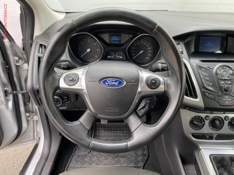 Ford Focus - hlavní fotka
