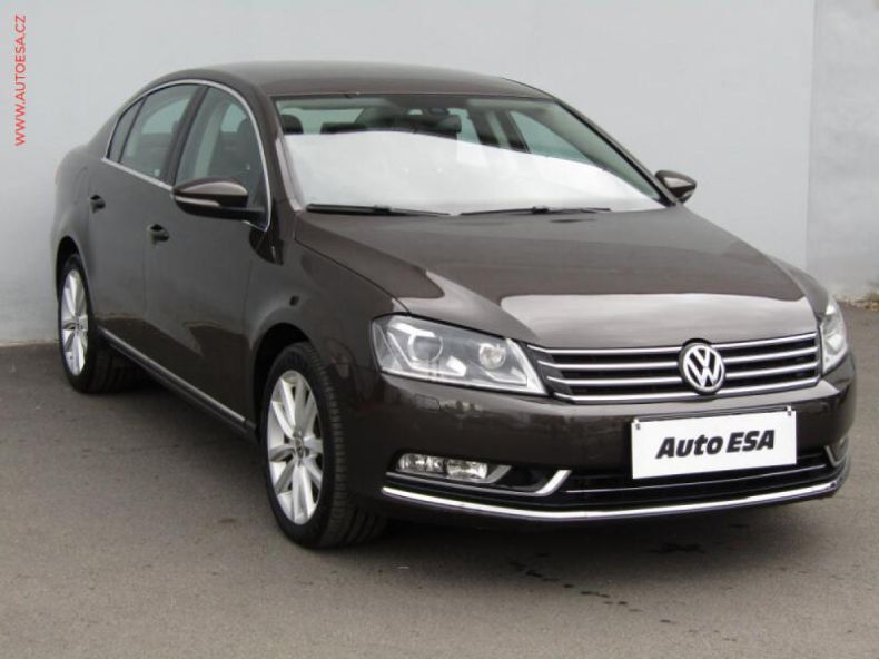 Volkswagen Passat - hlavní fotka inzerátu