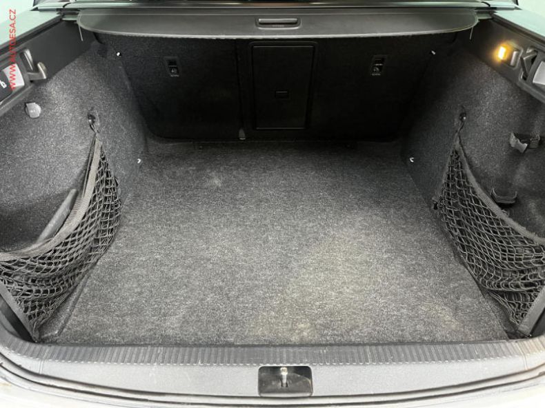 Škoda Octavia - hlavní fotka