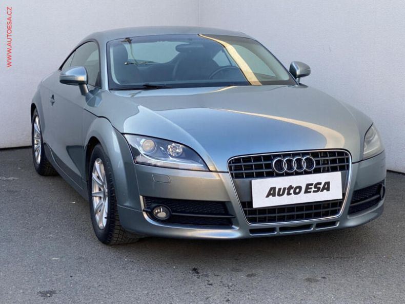 Audi TT - hlavní foto