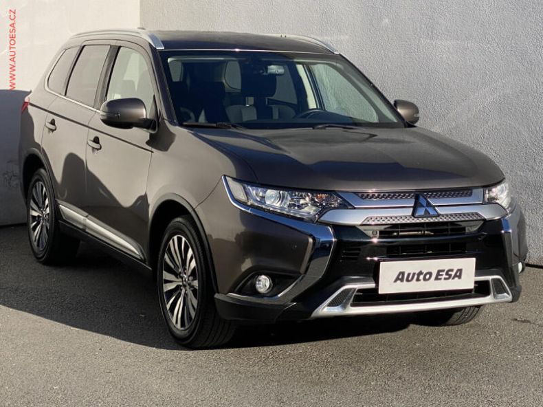 Mitsubishi Outlander - hlavní fotka inzerátu