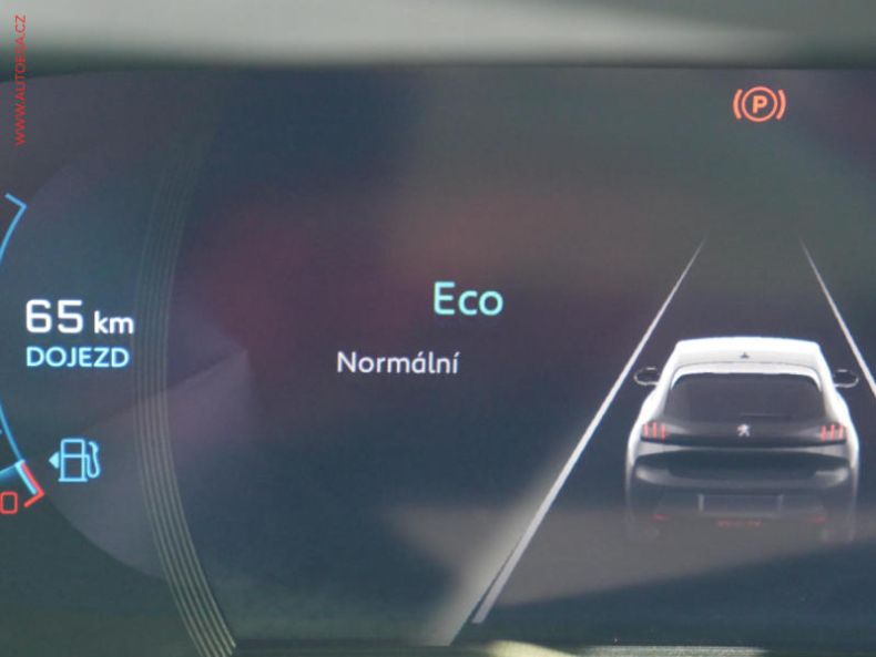 Peugeot 208 - hlavní fotka