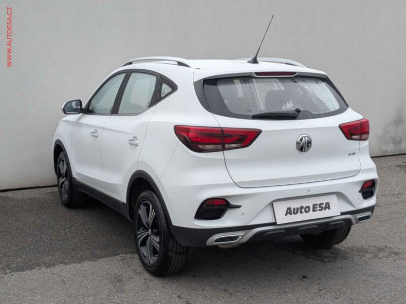 MG ZS - hlavní fotka