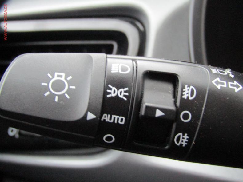 Kia Rio - hlavní fotka