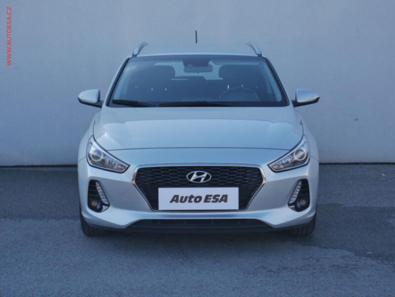 Hyundai i30 - hlavní fotka