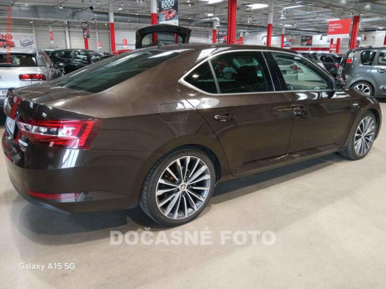 Škoda Superb - hlavní fotka