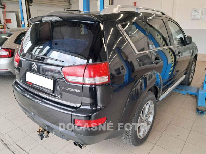 Citroën C-Crosser - hlavní fotka