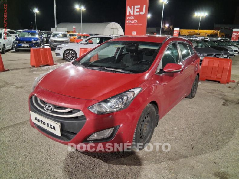 Hyundai i30 - hlavní foto