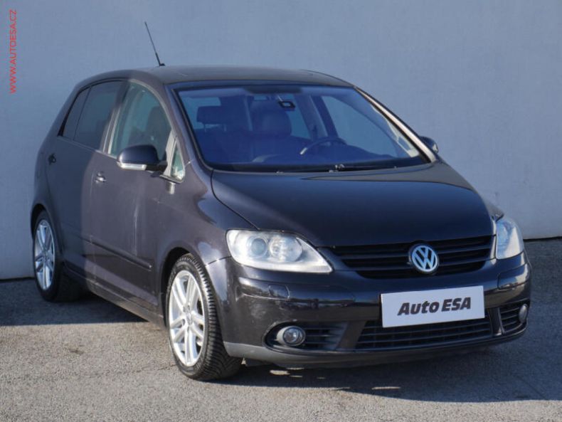 Volkswagen Golf - hlavní foto