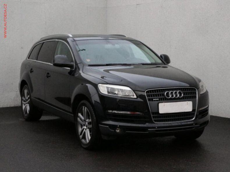 Audi Q7 - hlavní foto