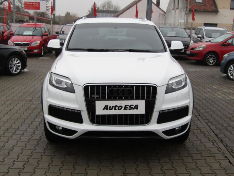 Audi Q7 - hlavní fotka