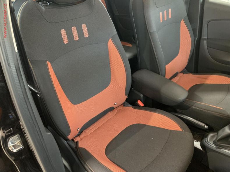 Renault Captur - hlavní fotka