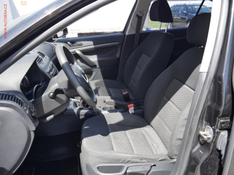 Škoda Octavia - hlavní fotka