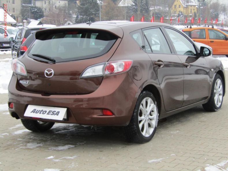Mazda 3 - hlavní fotka