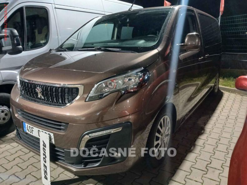 Peugeot Traveller - hlavní fotka inzerátu