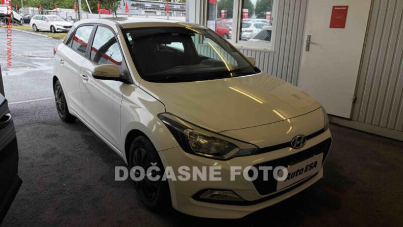 Hyundai i20 - hlavní foto