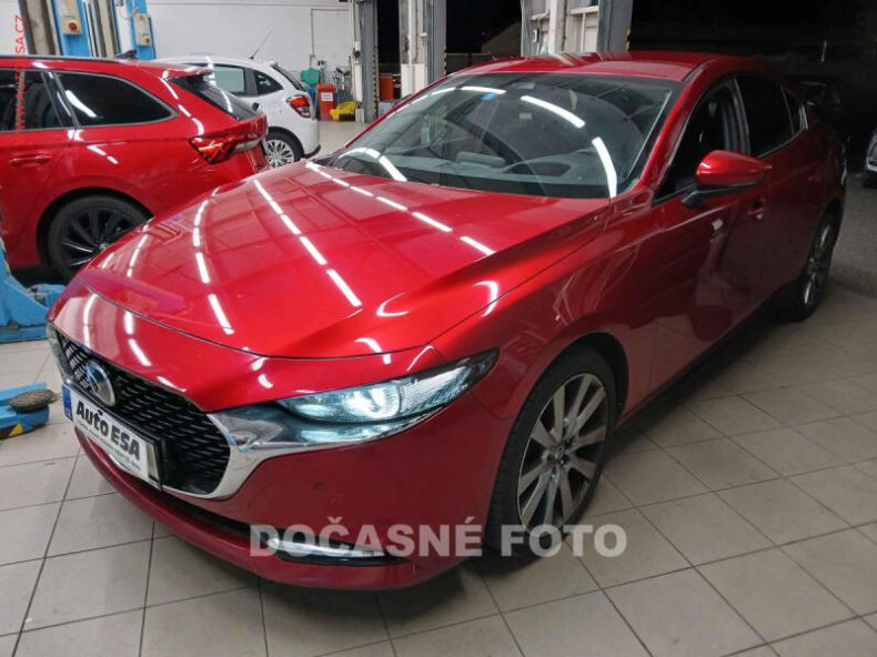 Mazda 3 - hlavní foto