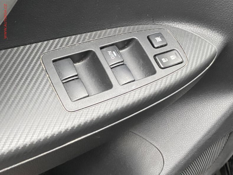 Mitsubishi Eclipse - hlavní fotka