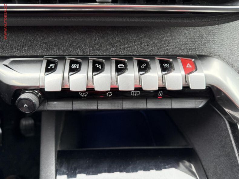 Peugeot 5008 - hlavní fotka