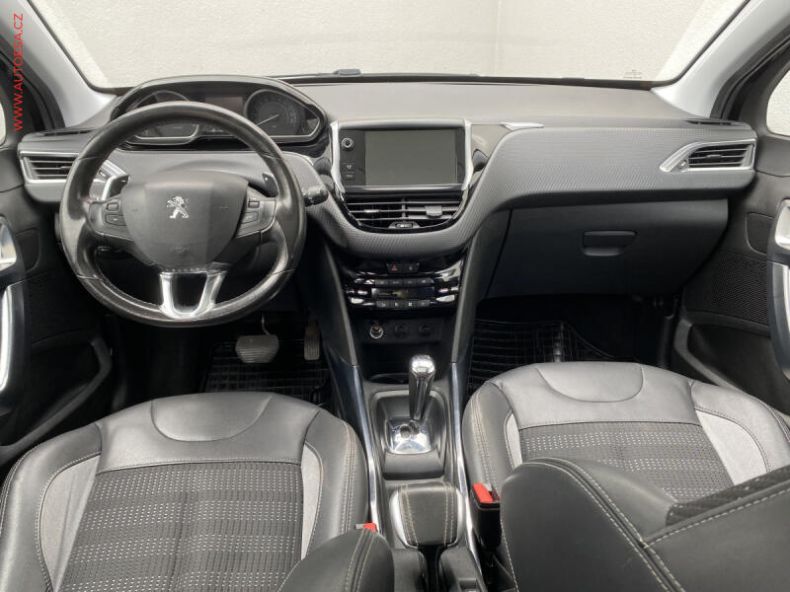 Peugeot 2008 - hlavní fotka