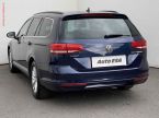 Volkswagen Passat - fotka číslo 5