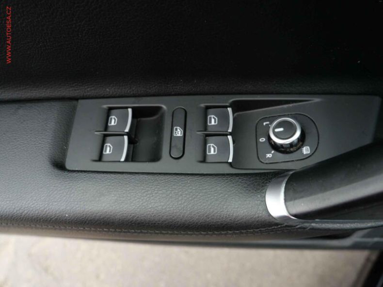 Volkswagen Passat - hlavní fotka