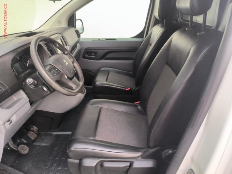 Peugeot Expert - hlavní fotka